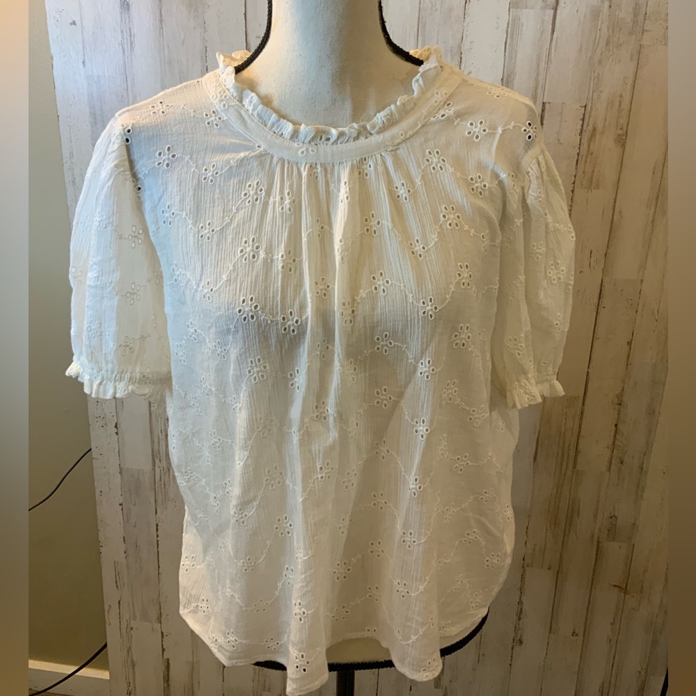 Free People tie back blouse. Size small